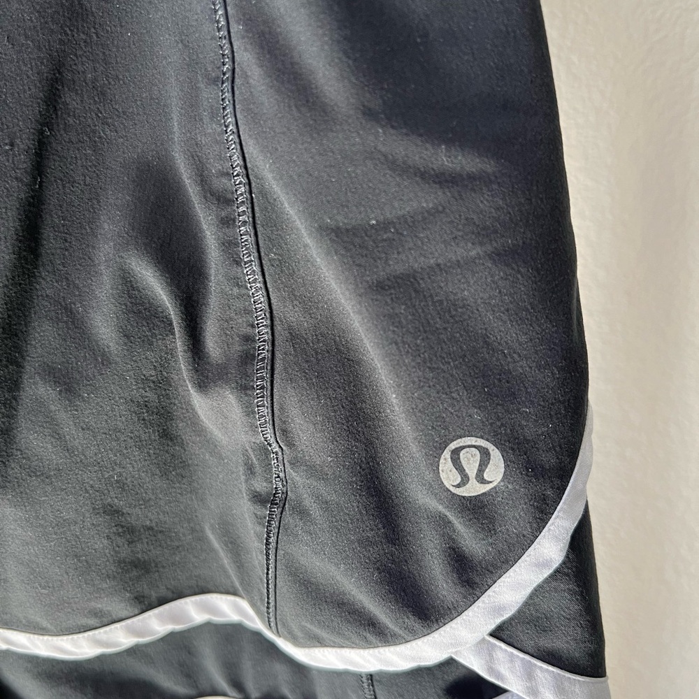Lululemon | Speed Up 4” Rise Shorts - Picture 4 of 5